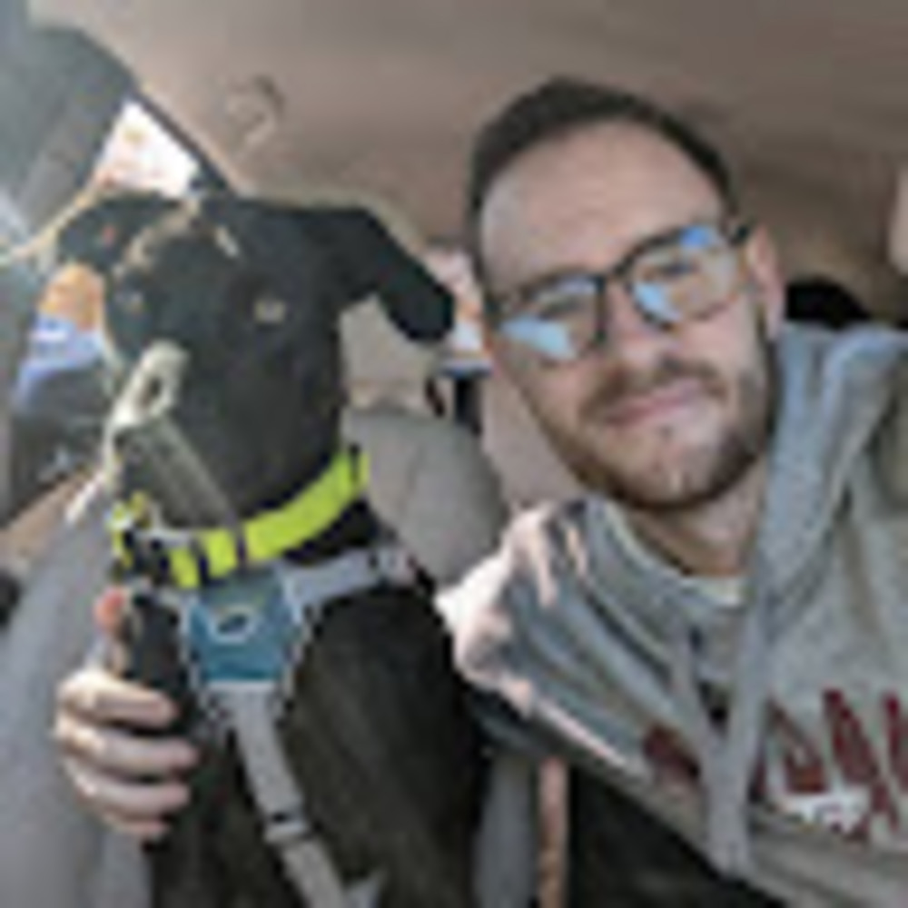 Meet your Posher, Levi